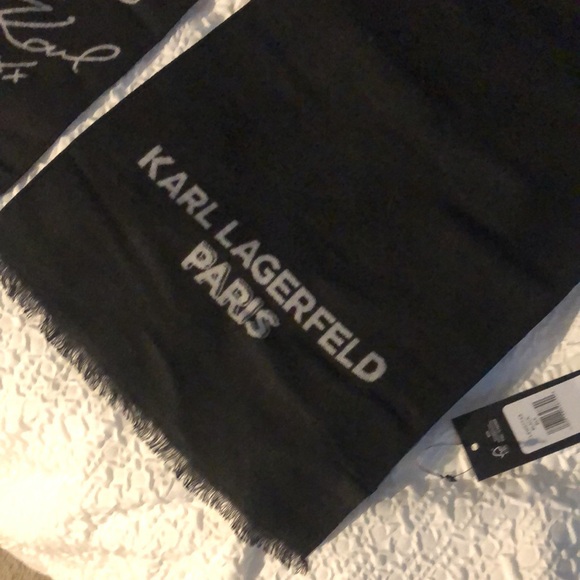 Karl Lagerfeld Black & Gray Rectangular Scarf Studded Eiffel Tower & Choupette - Picture 12 of 16